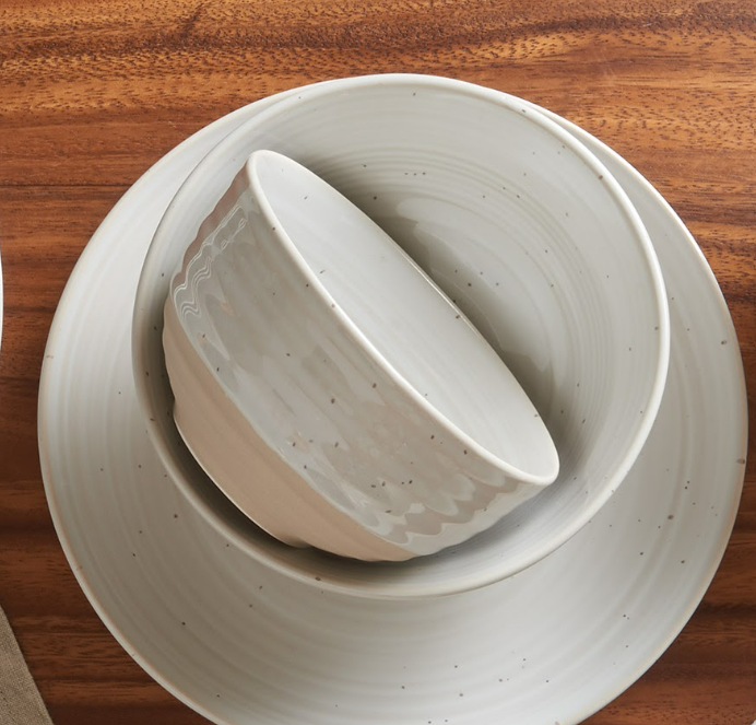 Sitra Rustic White Dinnerware Set
