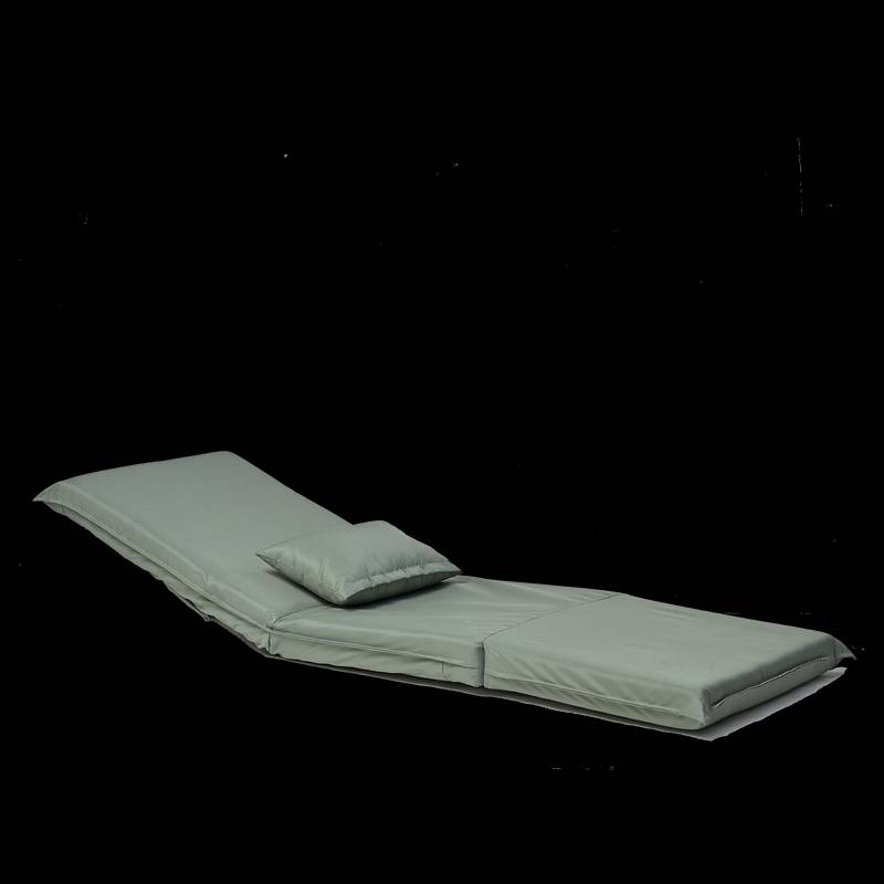 Adventure Lounger: The Ultimate Foldable Recliner
