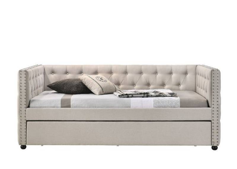 Cozy Beige Twin Daybed & Trundle