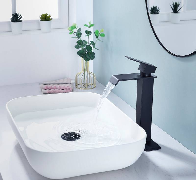 Splash Flow Bathroom Faucet