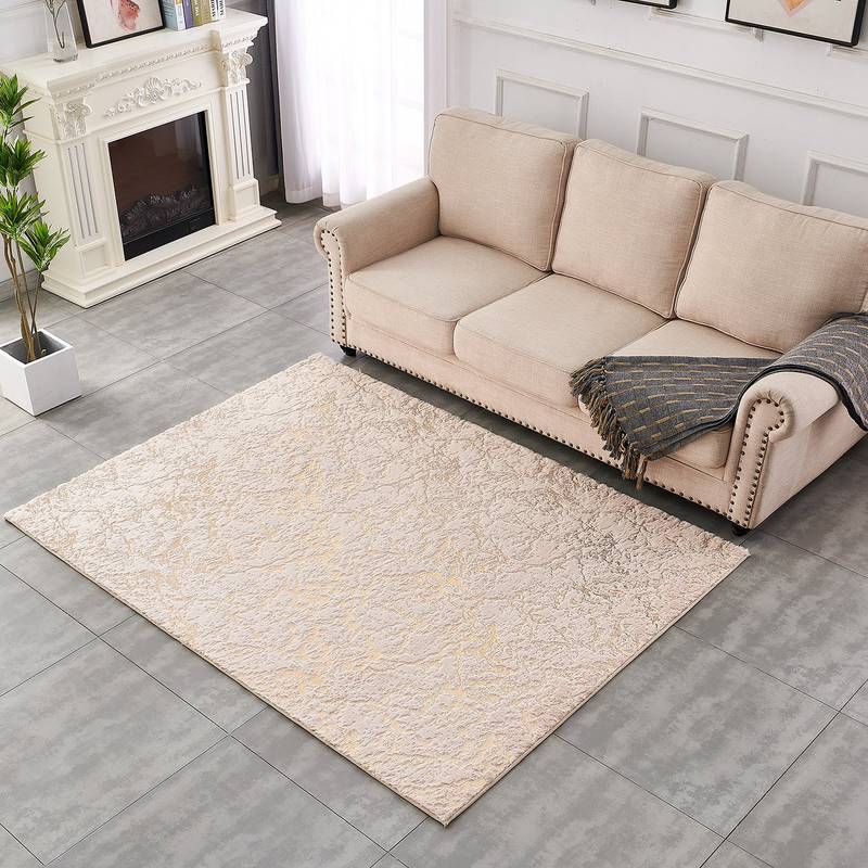 Gilded Chinchilla Luxe Faux Fur Rug
