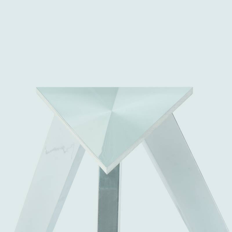 Shiny Chic Table Leg
