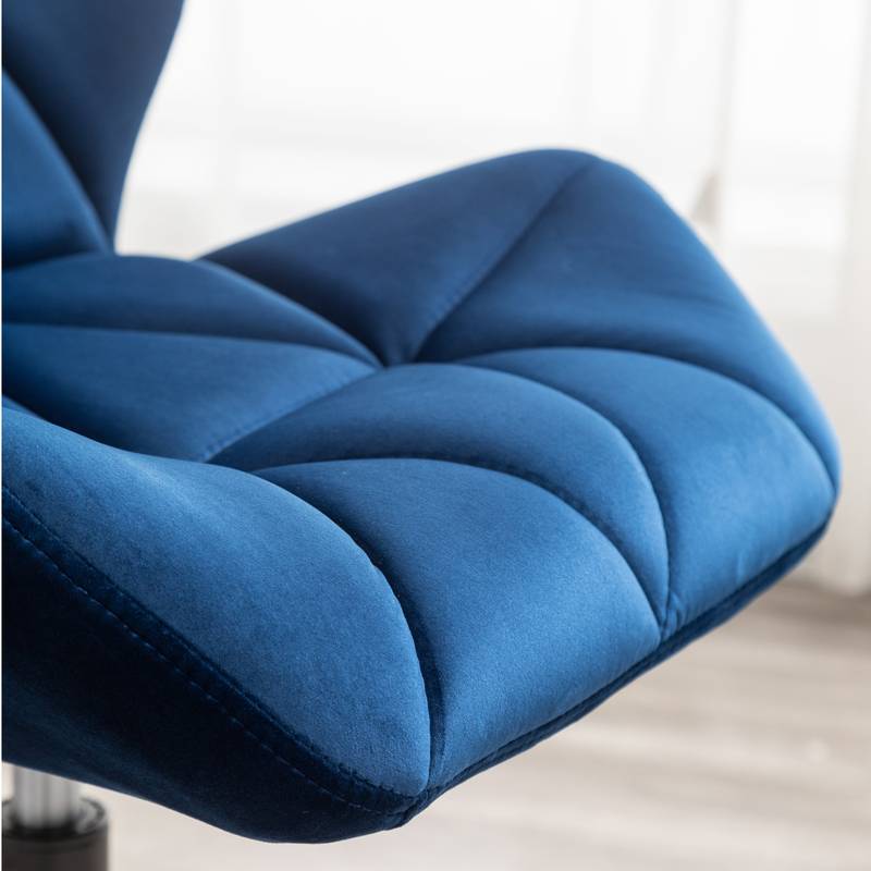 Blue Diamond Swivel Office Chair