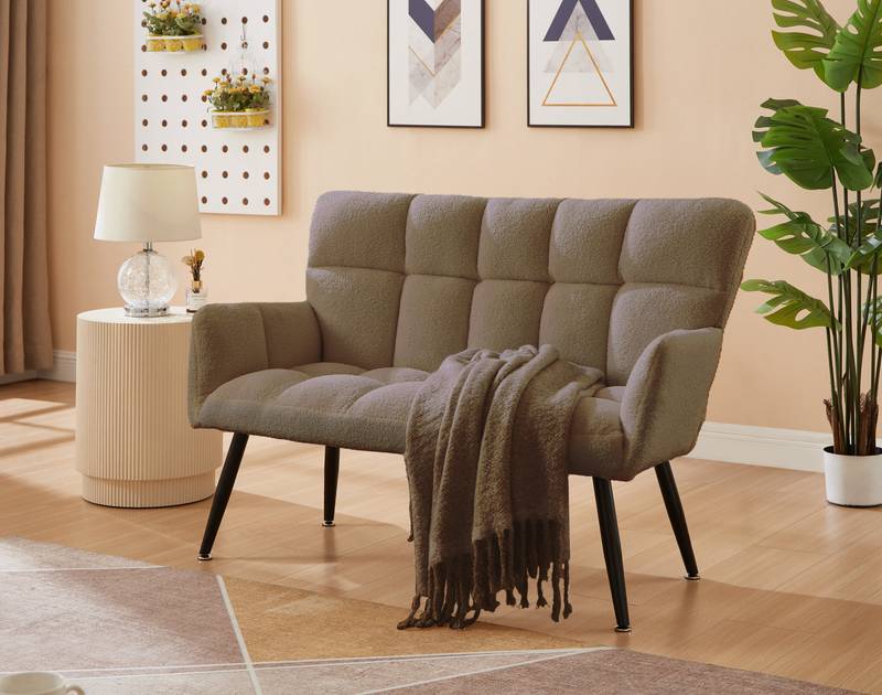 Cozy Quilt Loveseat in Brown