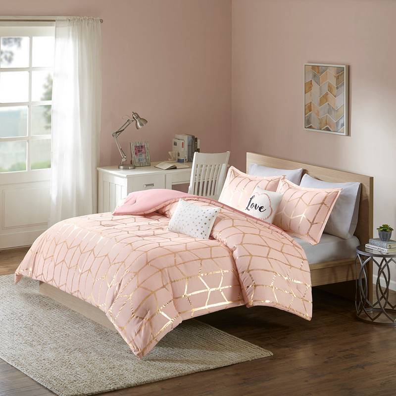 Shimmering Dream Comforter Set