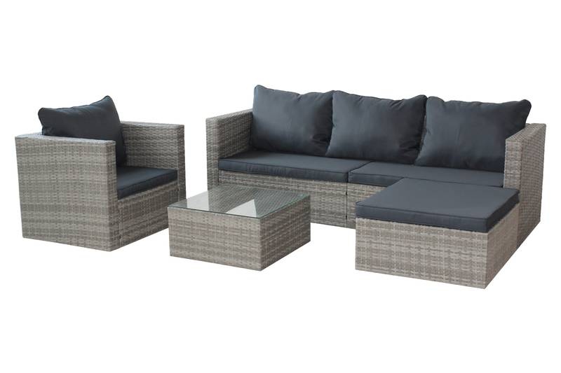 Cozy Outdoor Lounge Set