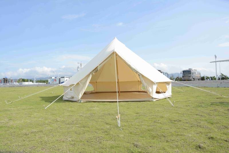 Sam & Haibei Cozy Canvas Glamping Tent