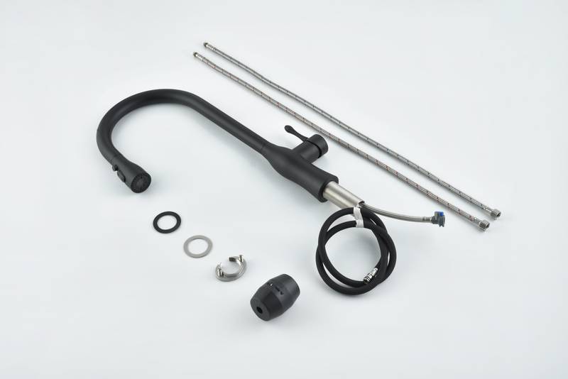 Sleek Matte Black Pull-Down Kitchen Faucet
