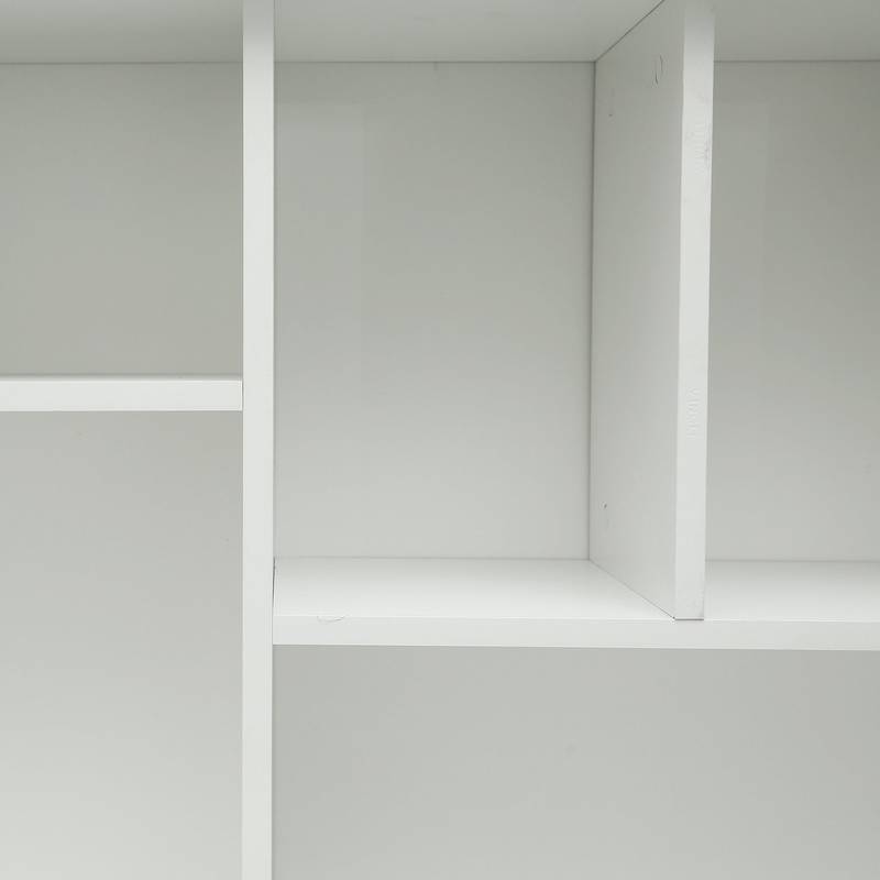 Charming White Home Office Desk with Hutch