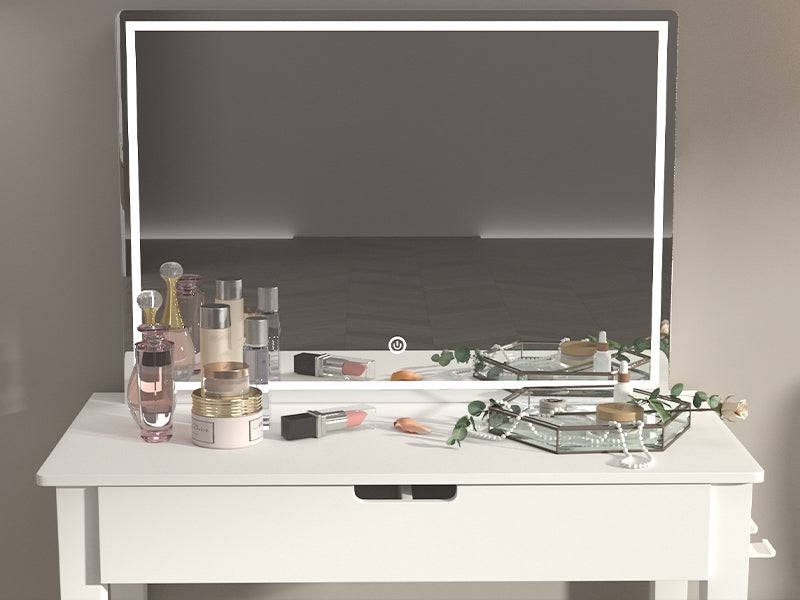 Glow Up Vanity Set