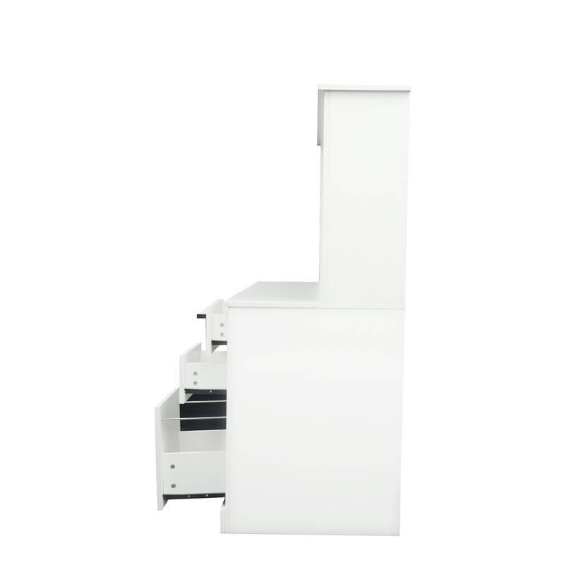 Charming White Home Office Desk with Hutch
