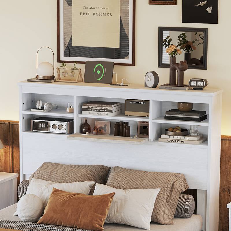 Charming Vintage Queen Bedroom Set with Nightstands and Dresser