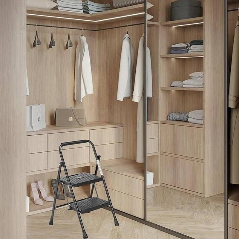 Easy Reach Step Ladder - Lightweight & Foldable with Wide Anti-Slip Pedal