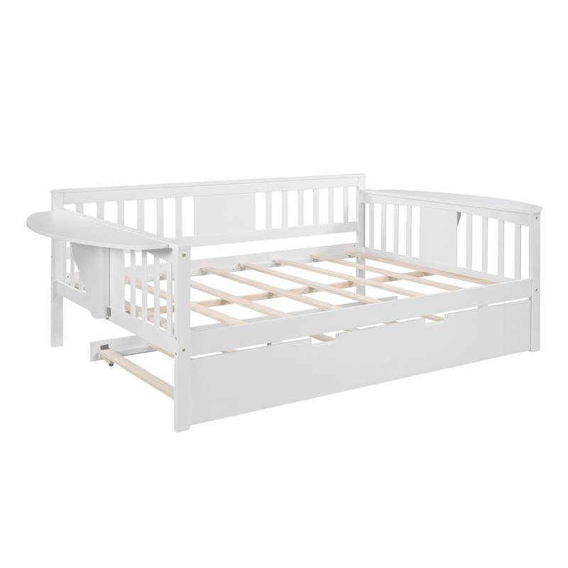Charming White Daybed with Trundle