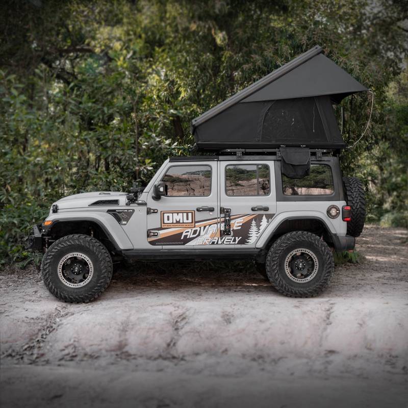 Adventure Hardshell Rooftop Tent for Camping
