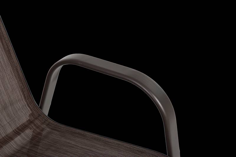 Breezy Outdoor Lounge Chairs Set