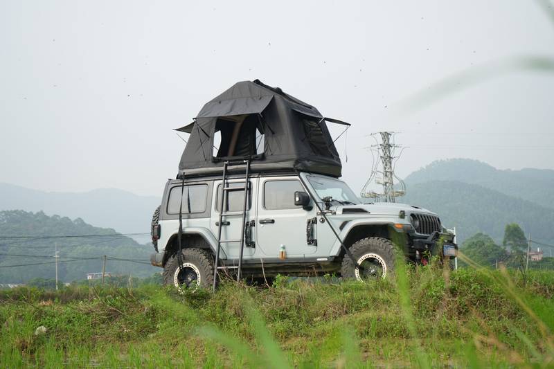 Floating Adventure Tent – Your Ultimate Portable Camping Companion!