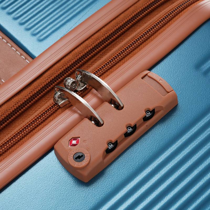 Lightweight Triple Spinner Luggage Set with TSA Lock