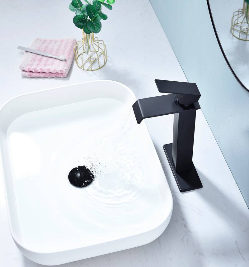 Splash Flow Bathroom Faucet