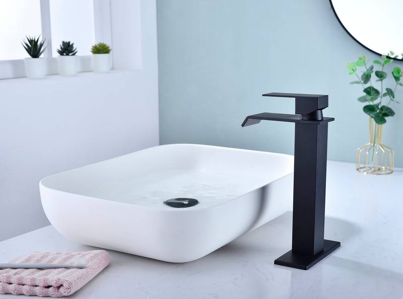 Splash Flow Bathroom Faucet