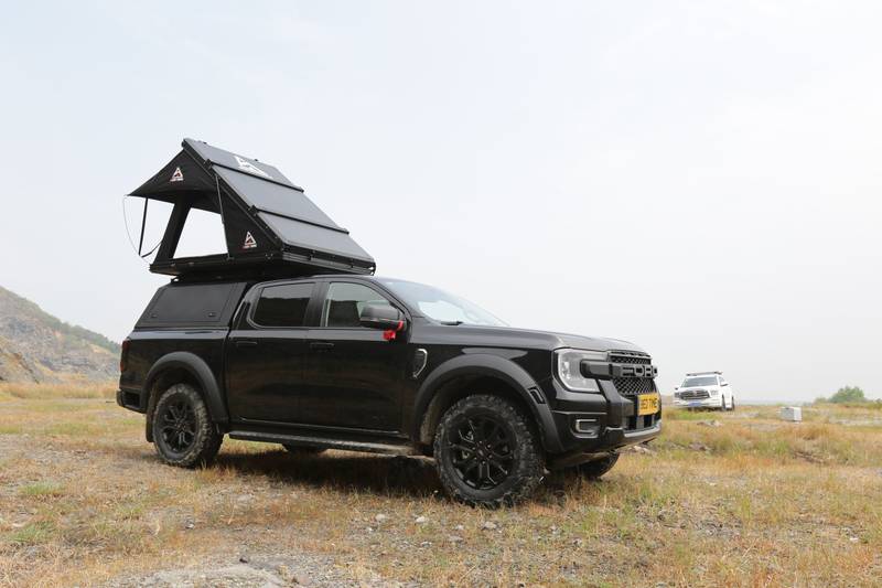 Quick Setup Rooftop Tent for Adventure