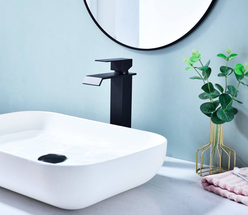 Splash Flow Bathroom Faucet