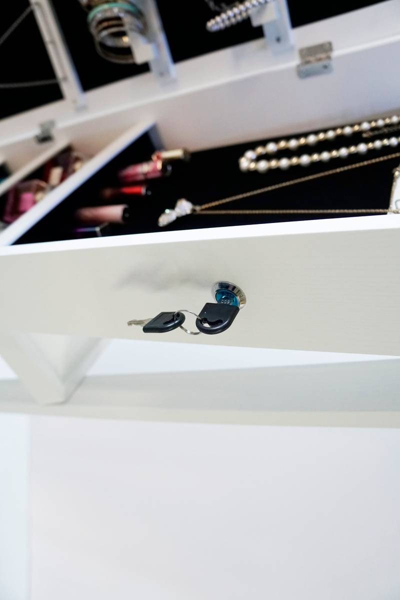 360° Glam Mirror & Jewelry Organizer