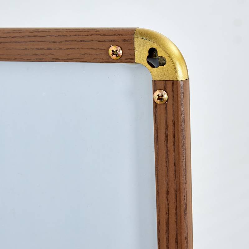 Stylish Full-Length Floor Mirror – Perfect for Any Space!