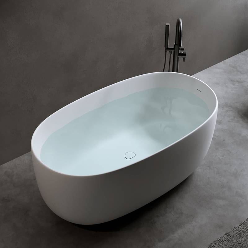 Chic Compact Resin Bathtub