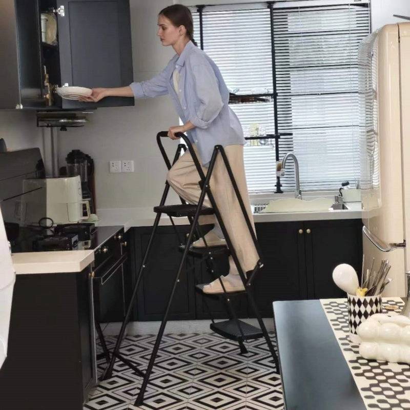 EasyFold Four-Step Ladder