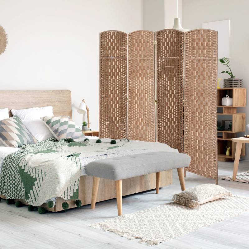 Natural Wicker Room Divider - Stylish Privacy Screen