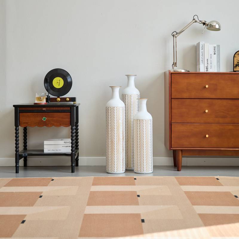 Chic White Metal Vase Set for Stunning Home Decor
