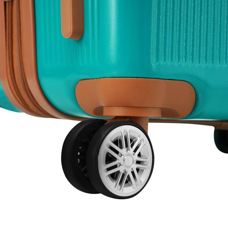 Traveler's Dream Hardshell Luggage Set