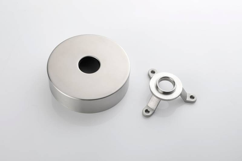 Stylish Freestanding Bathtub Faucet with Handheld Shower