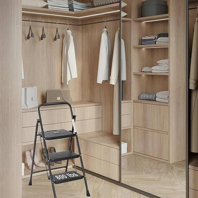 EasyGo Foldable Step Ladder - Sturdy, Portable, and Slip-Resistant