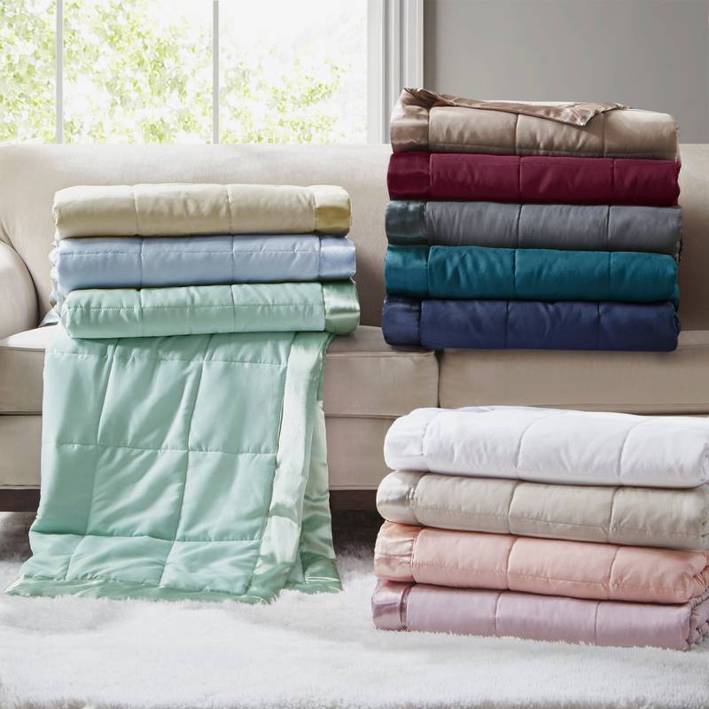 Satin Trimmed Cozy Down Alternative Blanket