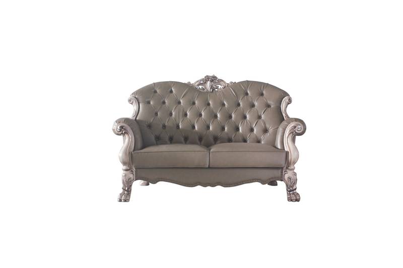 Vintage Charm Loveseat with Cozy Pillows