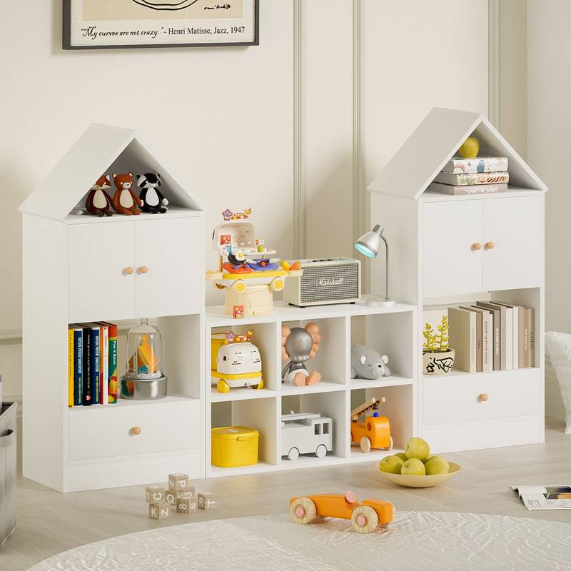Cozy House Bookshelf for Kids: Fun Storage for Books and Toys!