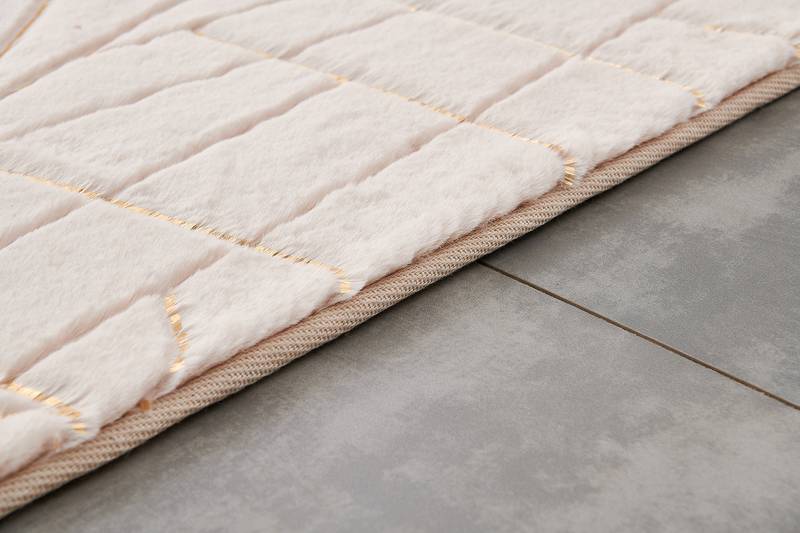 Chic Beige Geometric Faux Fur Rug