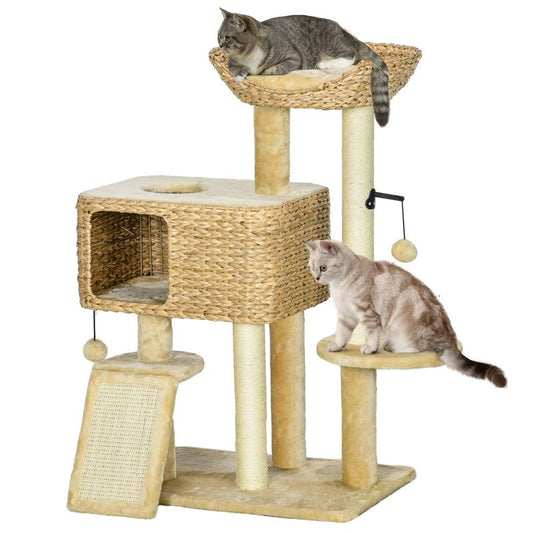 Cozy Cat Castle with Scratching Paradise