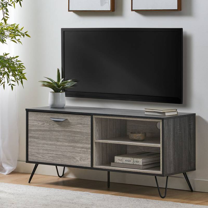 Chic TV Stand