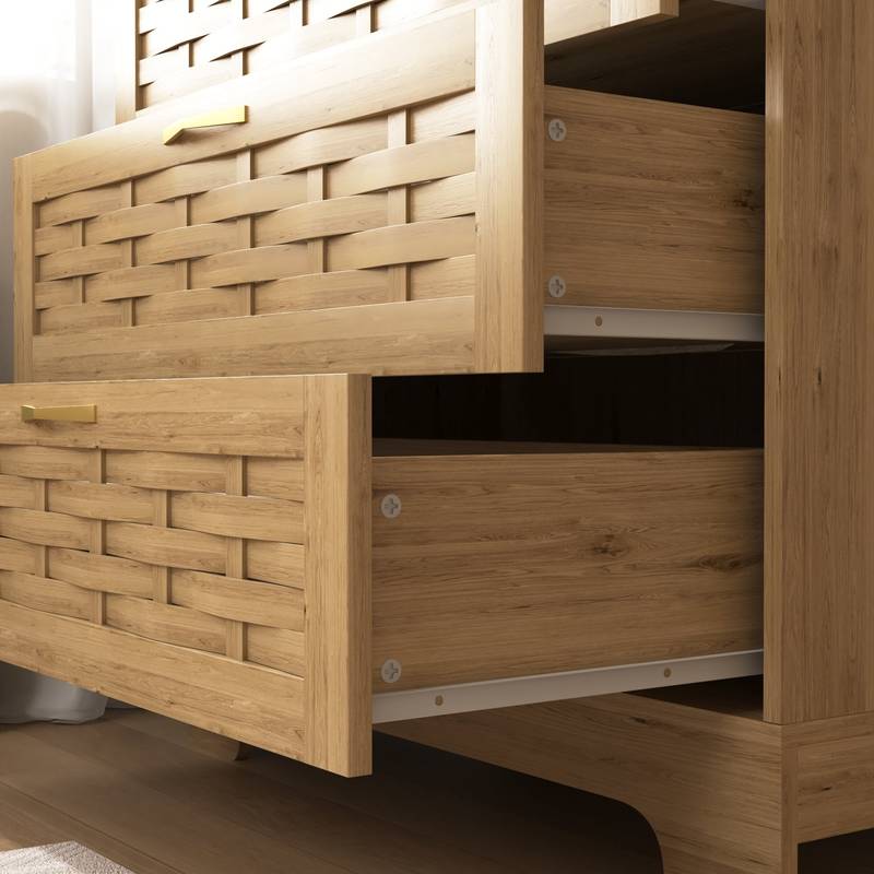 Chic Wood 4-Drawer Dresser: Stylish Storage for Any Room