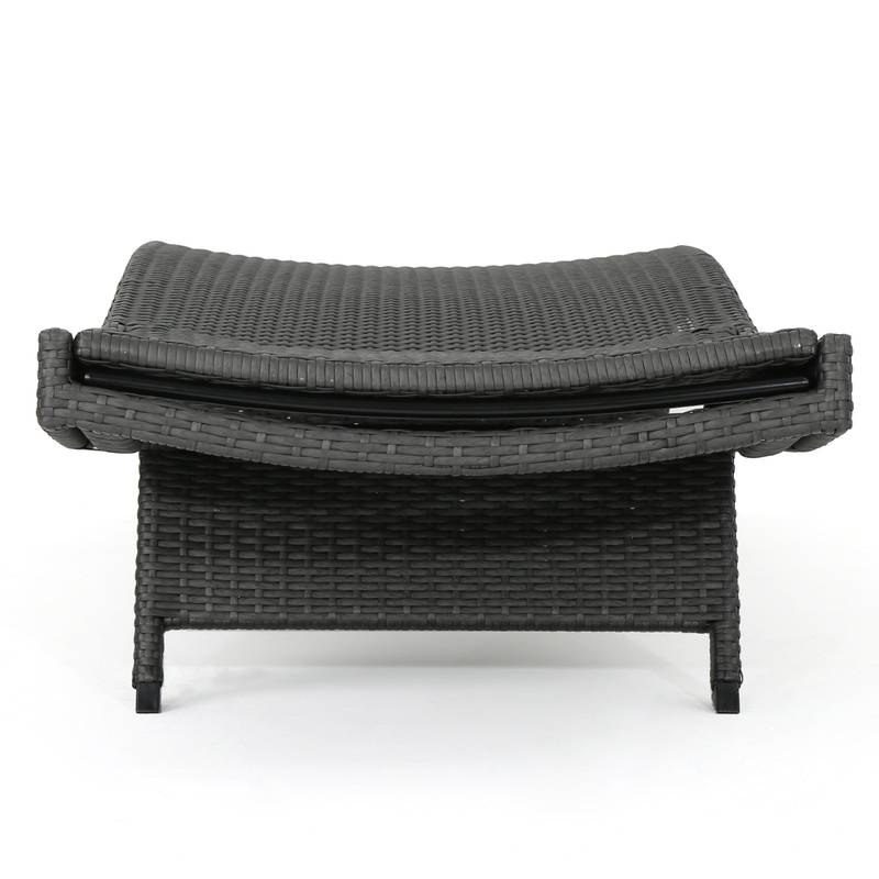 Salem Wicker Chaise Lounge Duo