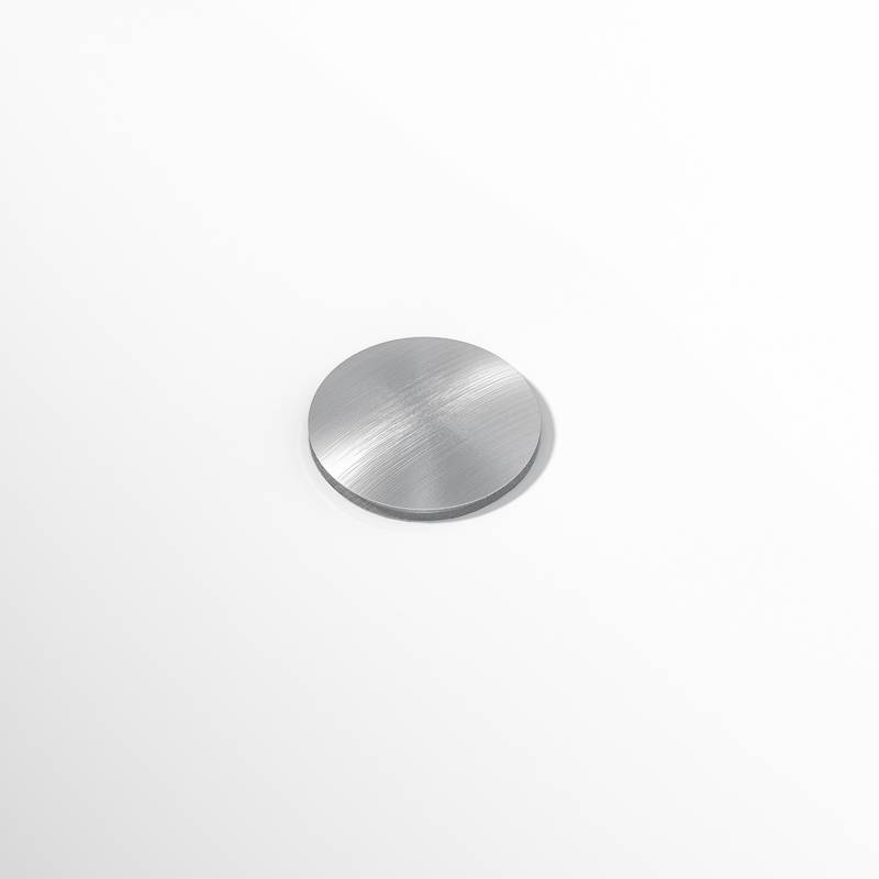 Elegant Pleated Freestanding Bathtub - Spacious & Stylish in Gloss White