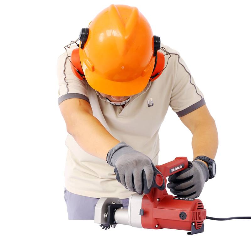 FlushCut Saw: Effortless Subfloor and Tile Removal