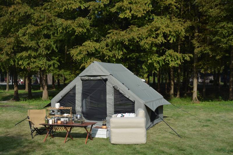 Easy Set-Up Inflatable Camping Tent: The Ultimate All-Weather Glamping Experience!