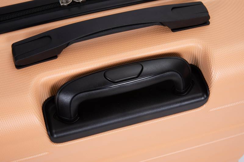 Peachy Traveler: Lightweight Expandable Luggage Set