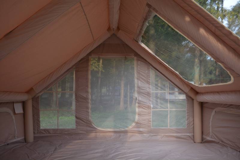 Cozy Glamping Tent - Easy Setup, Weatherproof Comfort!
