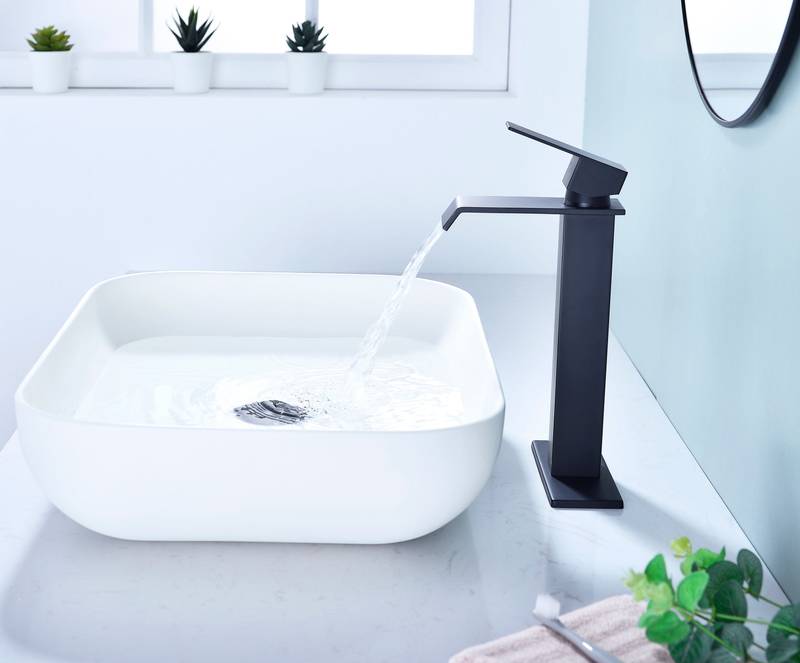 Splash Flow Bathroom Faucet