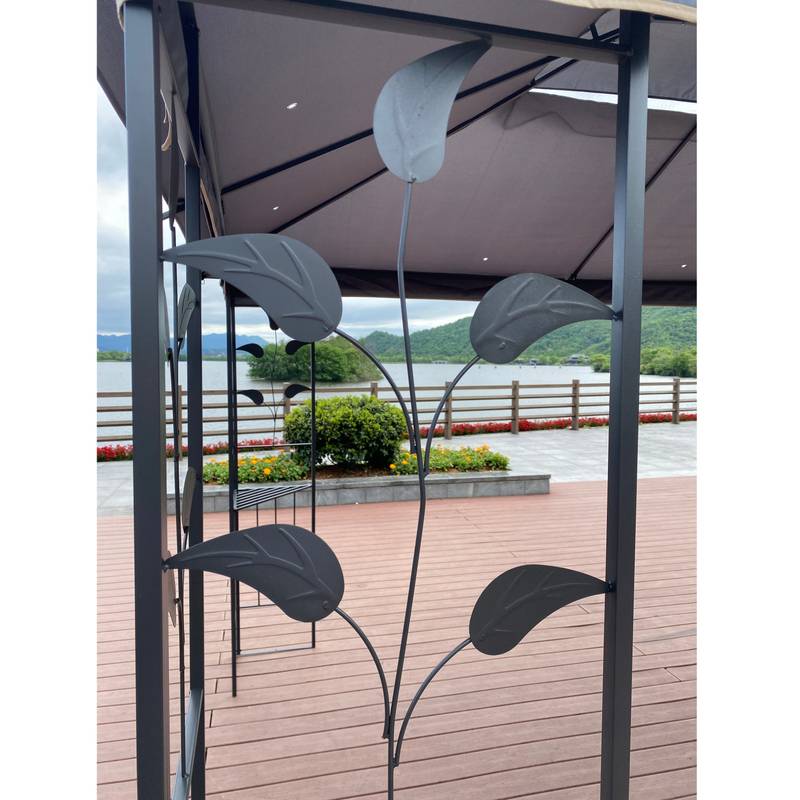 Cozy Outdoor Gazebo with Ventilated Roof & Mosquito Net